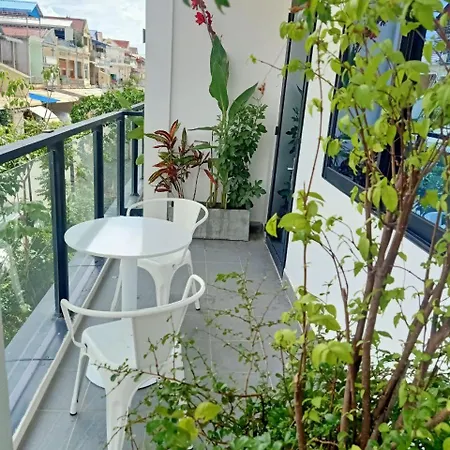 Nimith Hotel & Restaurant Phnom Penh Exterior photo