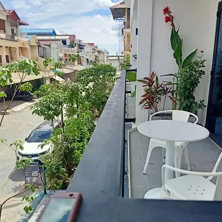 Nimith Hotel & Restaurant Phnom Penh Exterior photo