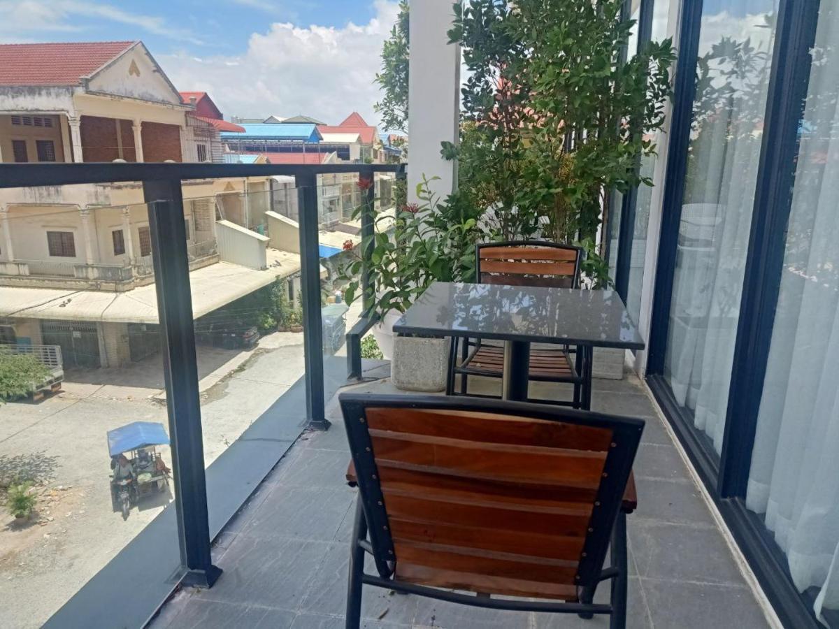 Nimith & Restaurant Phnom Penh