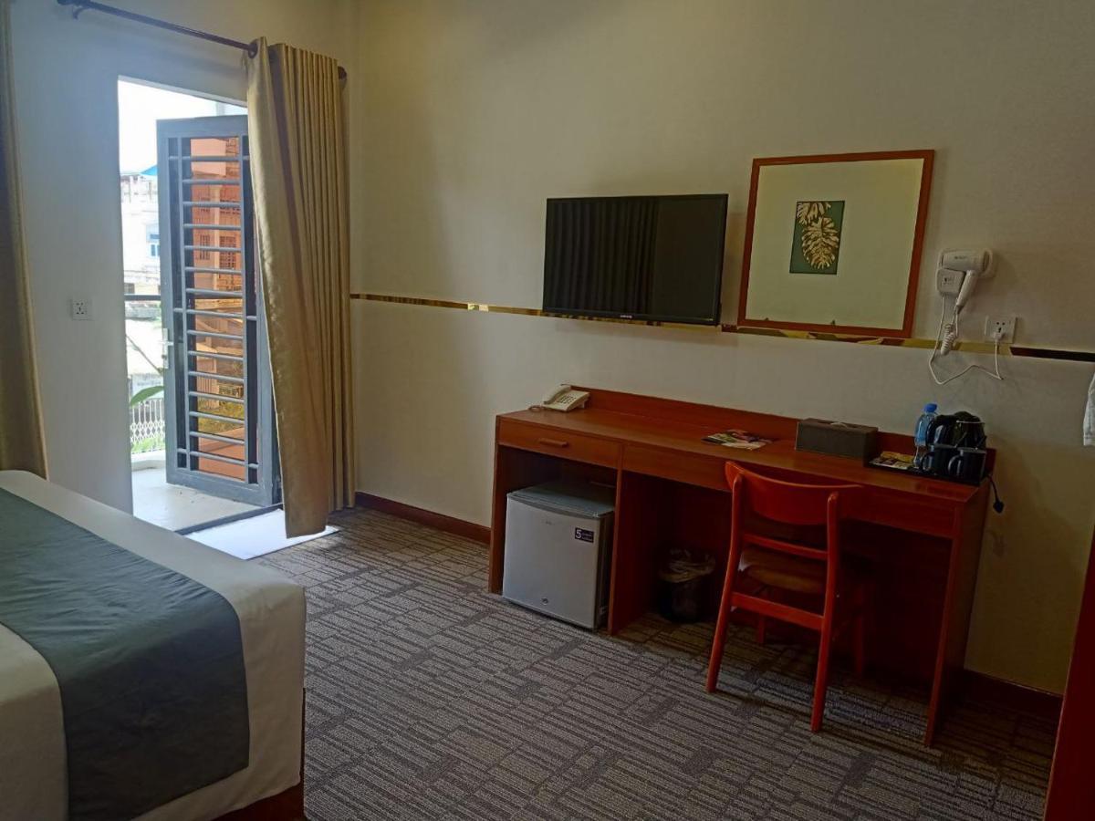 Nimith & Restaurant 4* Phnom Penh