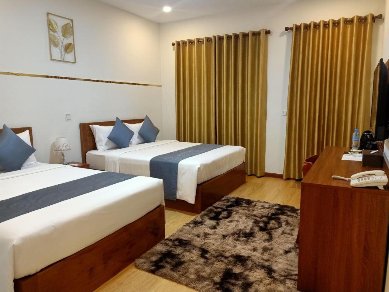 Nimith & Restaurant Hotel