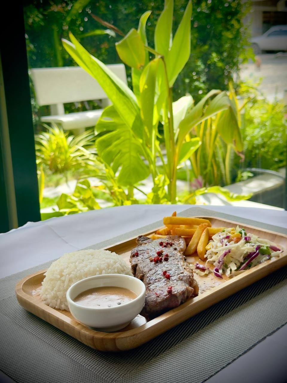 Nimith & Restaurant Hotel Phnom Penh