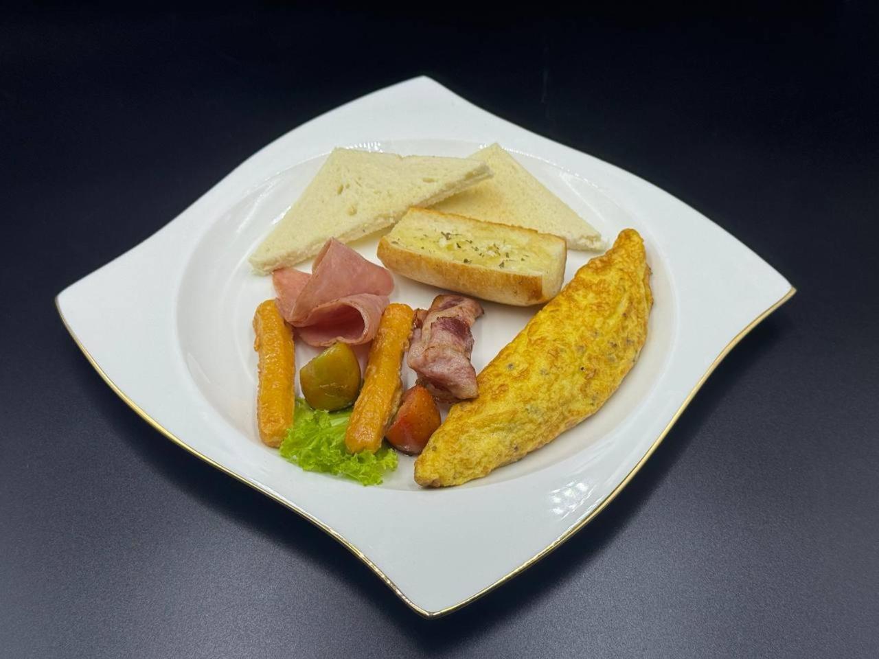 Hotel Nimith & Restaurant Phnom Penh