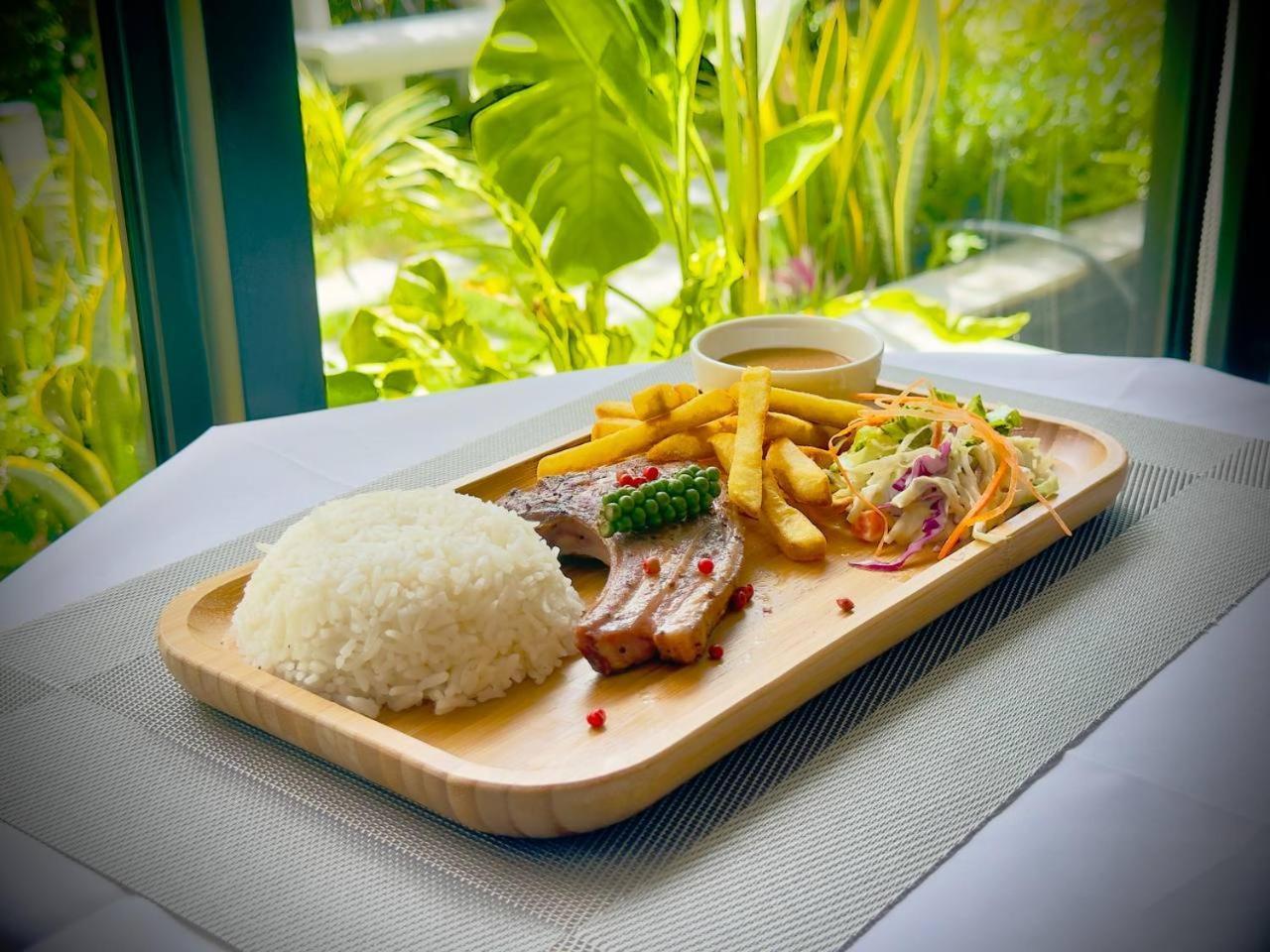 Hotel Nimith & Restaurant Phnom Penh